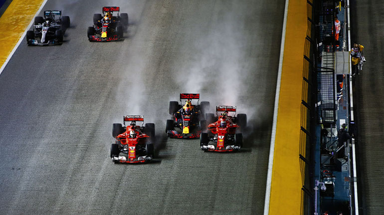 O Hamilton υπερασπίστηκε τον Vettel για το ατύχημα της Σιγκαπούρης